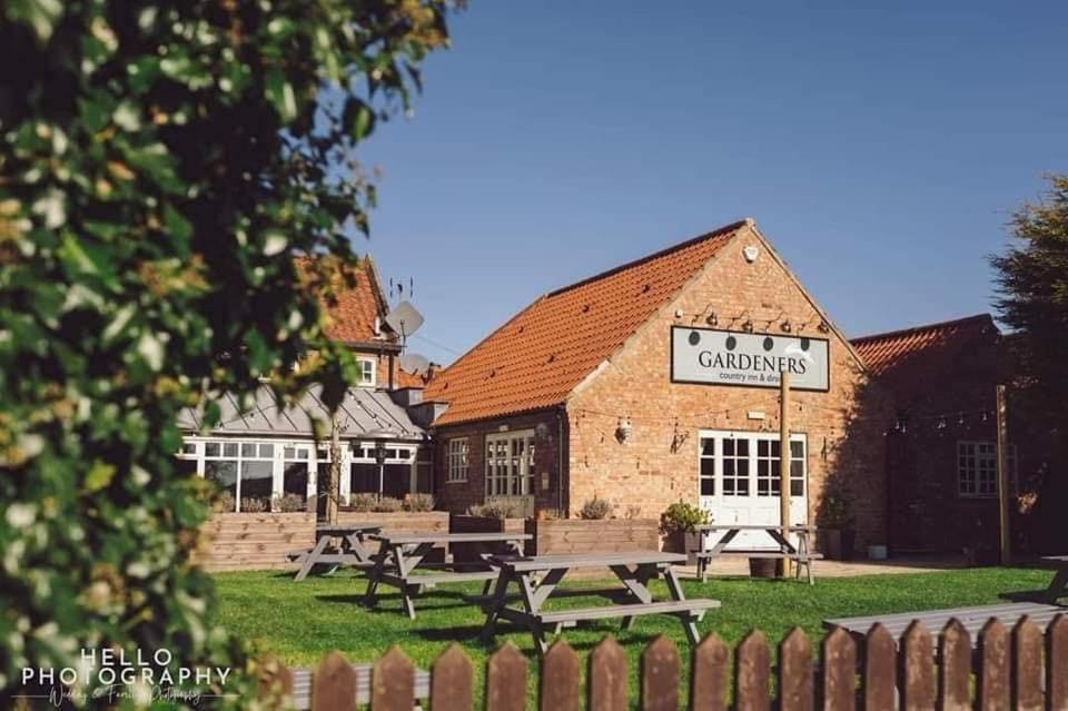 The Gardeners Country Inn Goxhill  Екстер'єр фото
